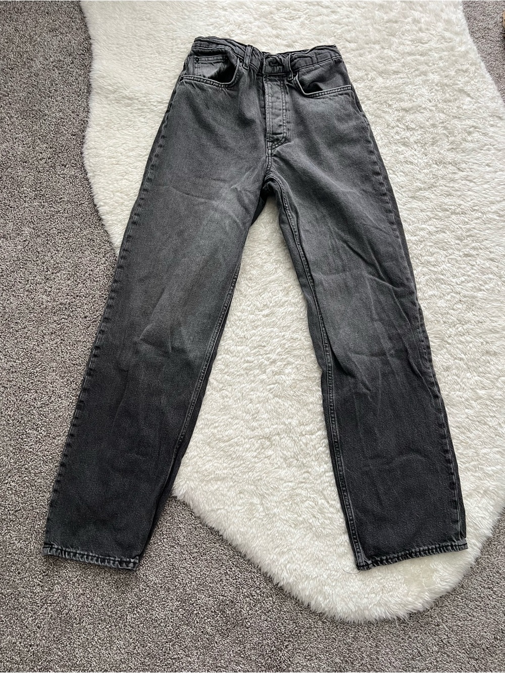 Zara Straight-Leg Jeans - Classic Fit